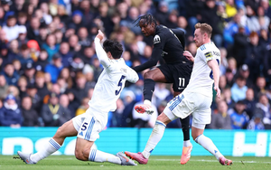 Tottenham tho&aacute;t hiểm ph&uacute;t ch&oacute;t, West Ham thắng vẫn rớt hạng - Ảnh 6.