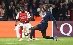Soi tỉ số trận PSG - Arsenal: Ph&ograve;ng ngự chống&hellip; phản c&ocirc;ng - Ảnh 3.