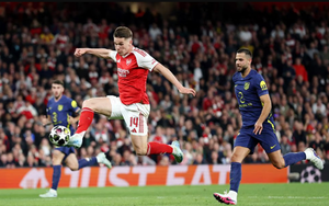 PSG viết trang sử mới cho b&oacute;ng đ&aacute; Paris - Ảnh 2.