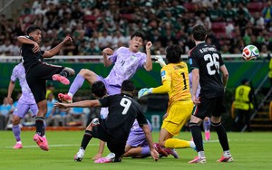 Mỹ 2-0 &Uacute;c: Chủ nh&agrave; gửi lời cảnh b&aacute;o - Ảnh 4.