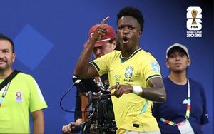 World Cup 2026: Nghịch l&yacute; của những người g&aacute;c đền v&agrave; cơn mưa b&agrave;n thắng - Ảnh 4.