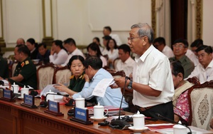Trang nghi&ecirc;m lễ cầu si&ecirc;u liệt sĩ tại c&ocirc;ng vi&ecirc;n L&ecirc; Thị Ri&ecirc;ng, TPHCM - Ảnh 3.