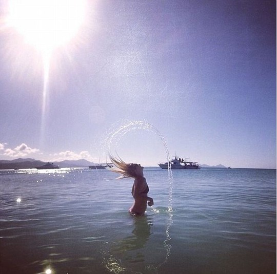 The move manages to generate an impressive display of saltwater and makes for a pretty epic Instagram shot. This picture of @worldofclaire was taken at Whitehaven beach 