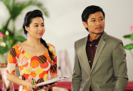 Lê Khánh và Qúy Bình trong phim Độc thân tuổi 30