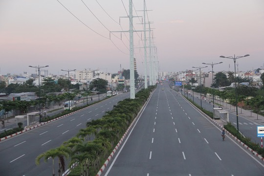 Sài Gòn yên bình, vắng lặng, sáng 2- 9 - Báo Người lao động Sài Gòn yên bình, vắng lặng, sáng 2- 9 - Báo Người lao động