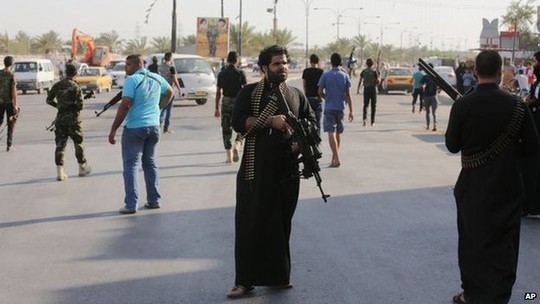 An ninh được tăng cường ở thủ đô Baghdad. Ảnh: AP