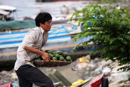 Những chuyến buôn, những thương hồ lãi từ 1,5-3 triệu đồng.