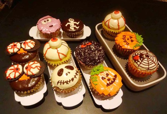 Các loại bánh Halloween tại Fly Cupcake Garden