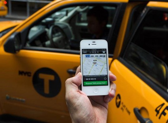 Uber không phải là đơn vị kinh doanh vận tải mà chỉ cung cấp dịch vụ kết nối giữa người có xe và người có nhu cầu đi xe qua điện thoại thông minh. Ảnh harvard.edu