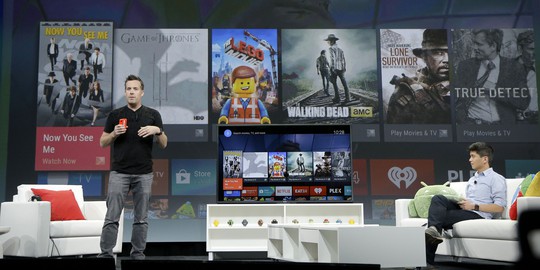 Dave Burke - Giám đốc kỹ thuật Android, giới thiệu Android TV. Nguồn: Huffington Post - Google