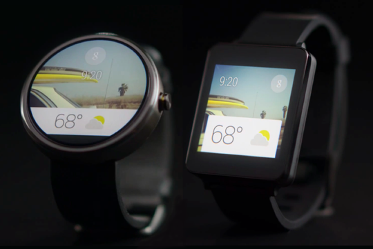 Trái - Moto 360, Phải - LG G Watch. Nguồn: Techattack