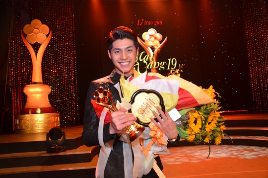 Noo Phước Thịnh đoạt giải Mai Vàng 2013