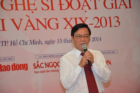 Ông Nguyễn Văn Tín - Phó Tổng Biên tập Báo Người Lao Động, Phó ban thường trực ban tổ chức Giải Mai Vàng 2013