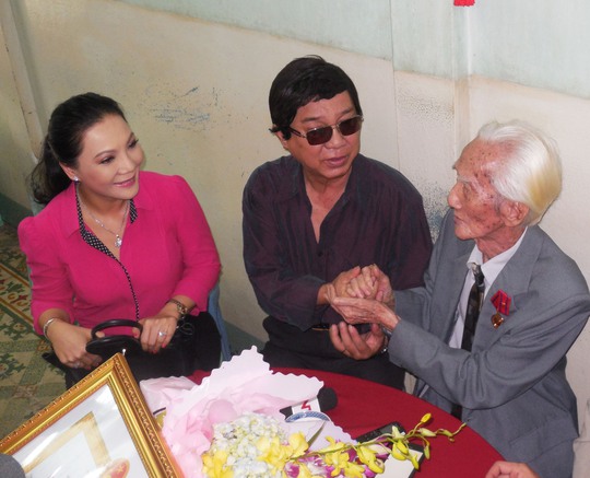 NSND Viễn Châu được nhà nước vinh danh