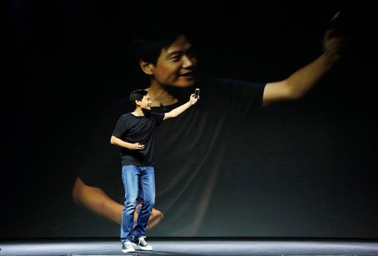 Lei Jun - người sáng lập Xiaomi, một công ty di động nhanh chóng vượt mặt Samsung để trở thành hãng có doanh số cao nhất tại thị trường Trung Quốc. Nguồn: New York Times