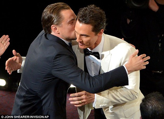 Leonardo chúc mừng Matthew McConaughey