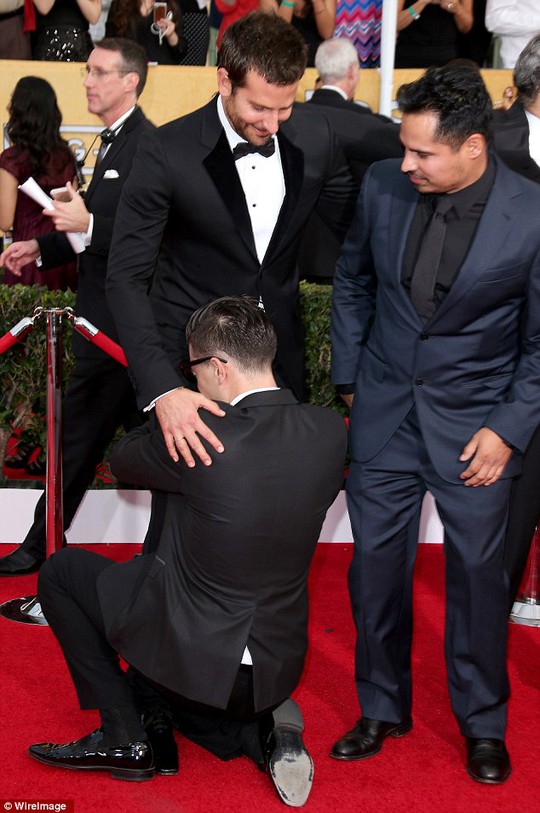 Leonardo DiCaprio hốt hoảng vì bị “trêu đùa”