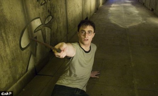 Đóng thế Daniel Radcliffe