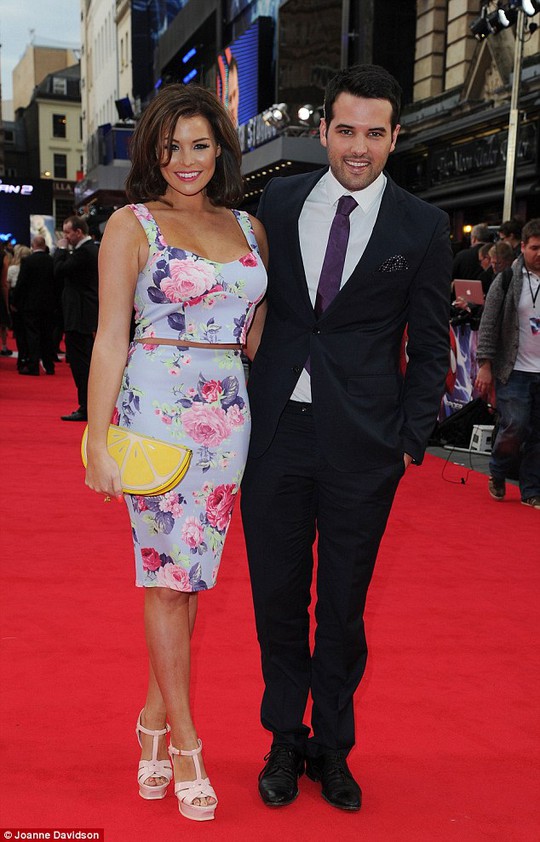 Jess Wright và Ricky Rayment