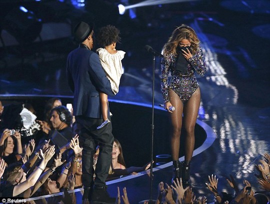 Beyonce xúc động