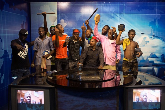 Tổng thống Burkina Faso từ chức, quân đội nắm quyền