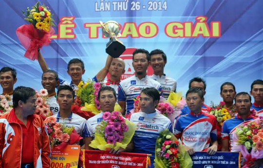 Suntek Sao Việt nhận giải đồng đội