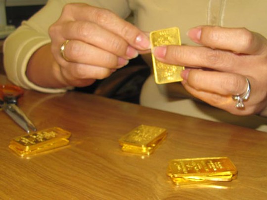Giá vàng giảm nhưng chênh lệch với thế giới vẫn hơn 4,5 triệu đồng.