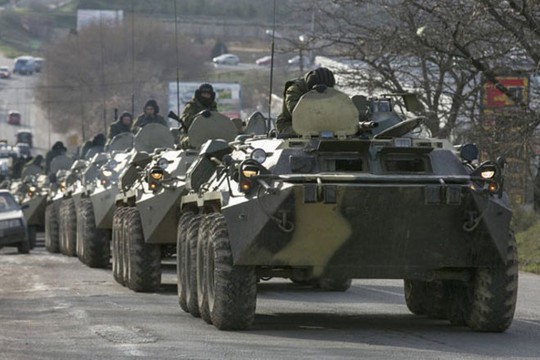 Россия за два дня перебросила на Донбасс более 100 танков, БТР и 