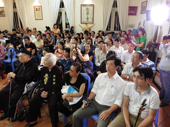 GS-TS Trần Văn Khê và lễ giáo xưa Nam Bộ qua thơ ca