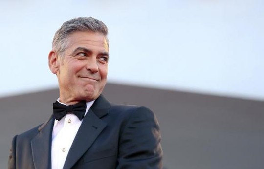 Cha George Clooney xác nhận con trai đính hôn