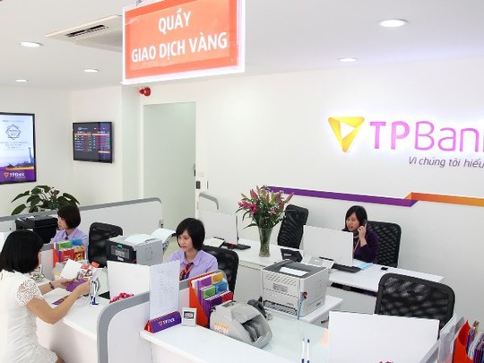 Ảnh minh họa: Giao dịch tại TPBank