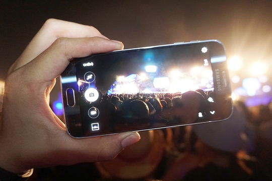 Galaxy S6 tạo sự khác biệt với ảnh chụp đêm