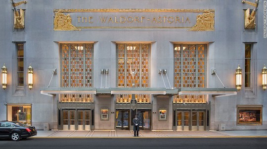 Khách sạn 5 sao Waldorf Astoria ở TP New York – Mỹ. Ảnh: CNN