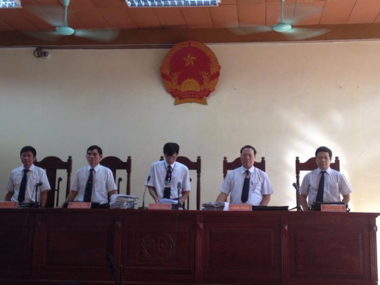 Hội đồng xét xử Hội đồng xét xử