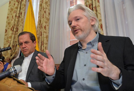 Người sáng lập trang web WikiLeaks Julian Assange. Trang này mới cho biết Mỹ do thám cả đồng minh Nhật Bản. Ảnh: AP Người sáng lập trang web WikiLeaks Julian Assange. Trang này mới cho biết Mỹ do thám cả đồng minh Nhật Bản. Ảnh: AP