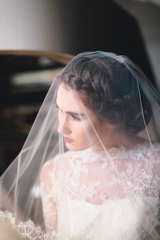 2015 Bridal Beauty Trends | Bridal Musings Wedding Blog 45