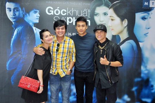 Từ trái sang: Kim Hiền, Cao Minh Đạt, Ngọc Thuận và Lâm Vinh Hải- 4 diễn viên chính của phim Góc khuất số phận