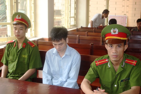 Lý Nguyễn Chung tại phiên tòa sơ thẩm TAND tỉnh Bắc Giang