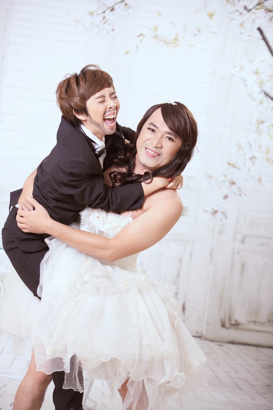 Vợ chồng “hoa hậu làng hài” Thu Trang đổi giới tính
