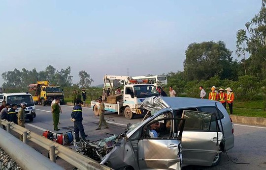 Hiện trường vụ tai nạn kinh hoàng
