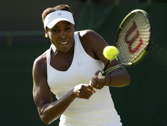 Tay vợt 35 tuổi Venus tạo ấn tượng với chiến thắng hủy diệt 6-0, 6-0