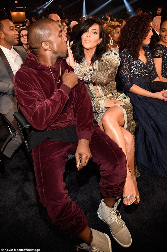 Những khoảnh khắc hài hước của sao tại Grammy 2015