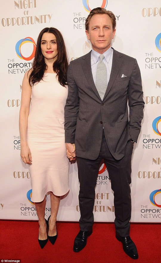 “James Bond” Daniel Craig và vợ