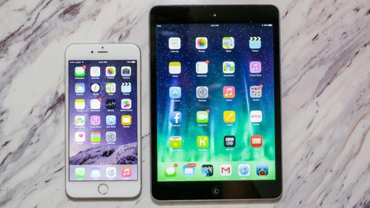 Dùng sạc iPad cho iPhone có hại máy không?