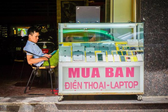 iPhone: “cuồng”, “sĩ” và người tiêu dùng thông minh