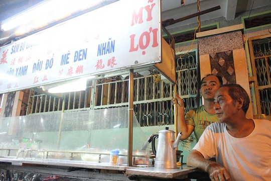 Xe chè người Hoa hơn nửa thế kỷ ở Sài Gòn