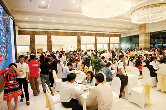 Thị trường bất động sản gần đây đã xuất hiện trở lại bóng dáng của nhà đầu cơ. ảnh: Lê Toàn Thị trường bất động sản gần đây đã xuất hiện trở lại bóng dáng của nhà đầu cơ. ảnh: Lê Toàn