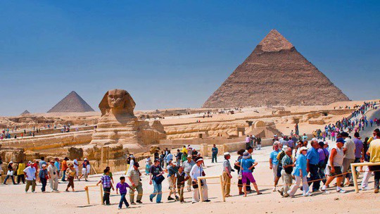 Kim tự tháp Ai Cập là điểm thu hút nhiều du khách. Ảnh: EGYPT PYRAMID TOURS