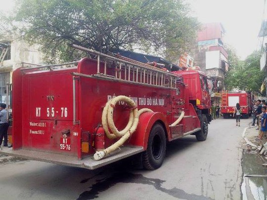 Xe chữa cháy được điều đến hiện trường Xe chữa cháy được điều đến hiện trường