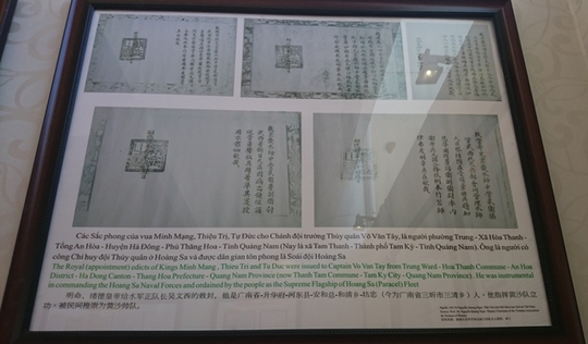 Sắc phong của các triều vua Minh Mạng, Thiệu Trị, Tự Đức (Việt Nam) cho Soái đội Hoàng Sa của Việt Nam.